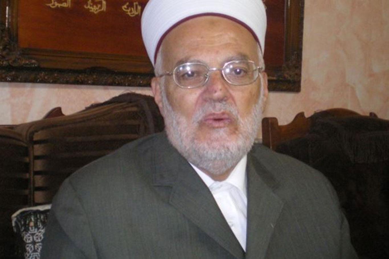 Zionist occupation gangs ban Sheikh Ekrema Sabri from entering Al-Aqsa Mosque